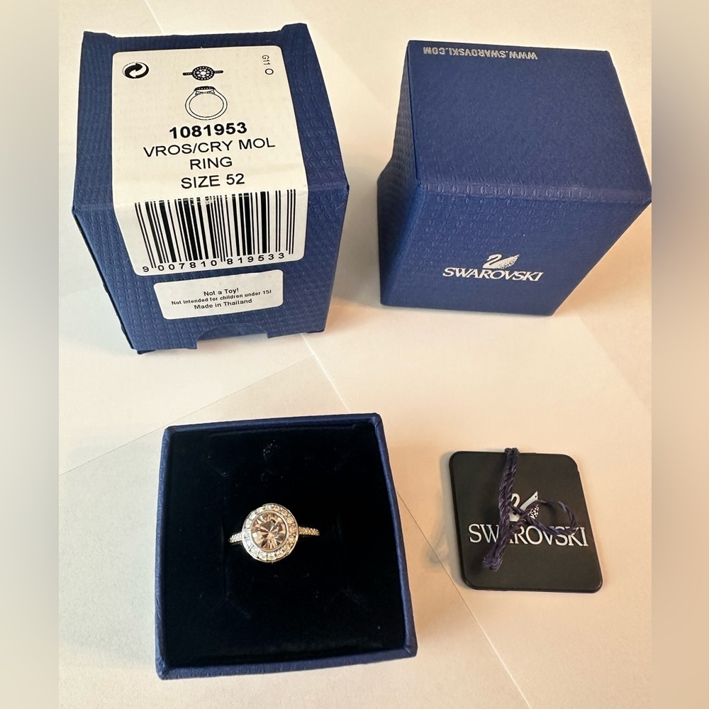 NEW Swarovski Vintage Rose Silver Crystal Ring Size 52 (approx US ring size 6)